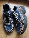 Маратонки Adidas - 38 номер