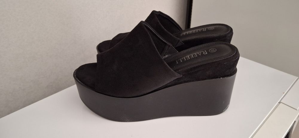 Продам новые сабо