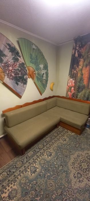 Продам угловой диван