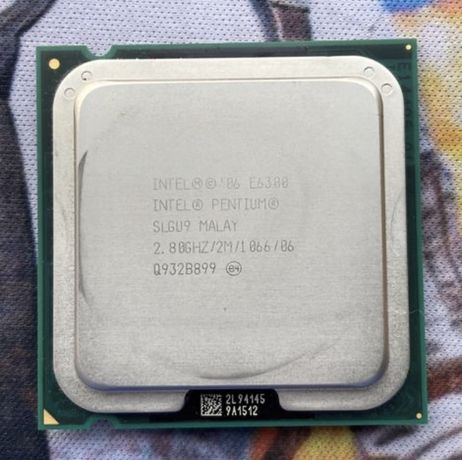 Продам процессор Intel