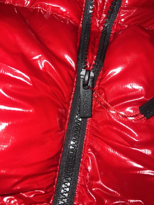 Geaca Hugo Boss ,noua cu eticheta