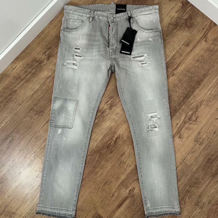Blugi dsquared2 noi marimea 44