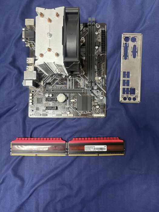 Vand Kit i5 8400 placa de baza plus 8gb ram