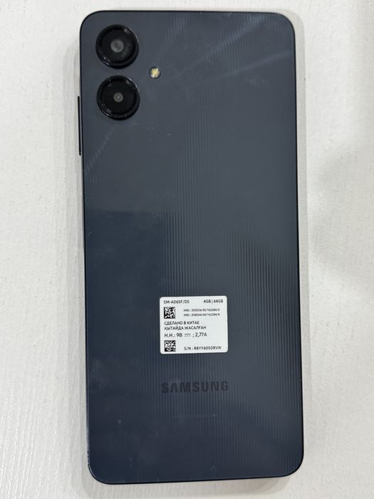 Продам смартфон Самсунг А06