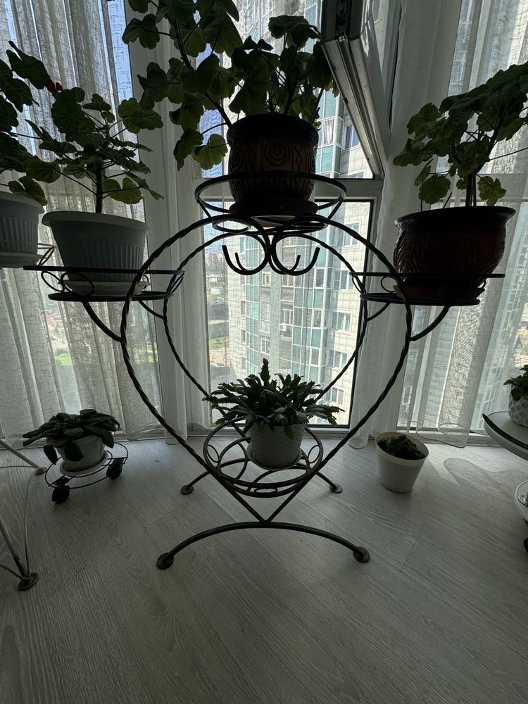 Подставка для цветов