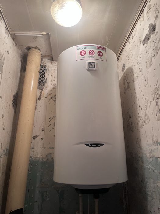 Водонагреватель Титан Ariston