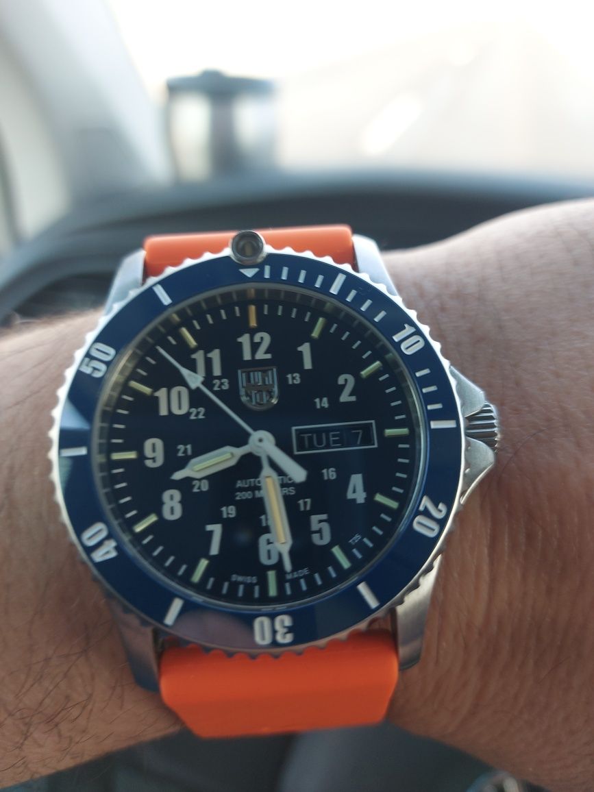 Luminox automatic