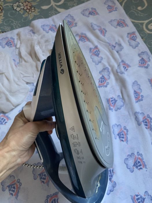 Продам Vitek Vt-8306 утюг