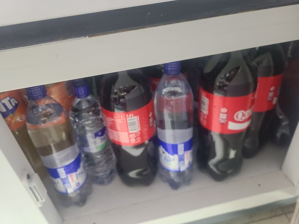 Срочно Продаётся витрина холоделник