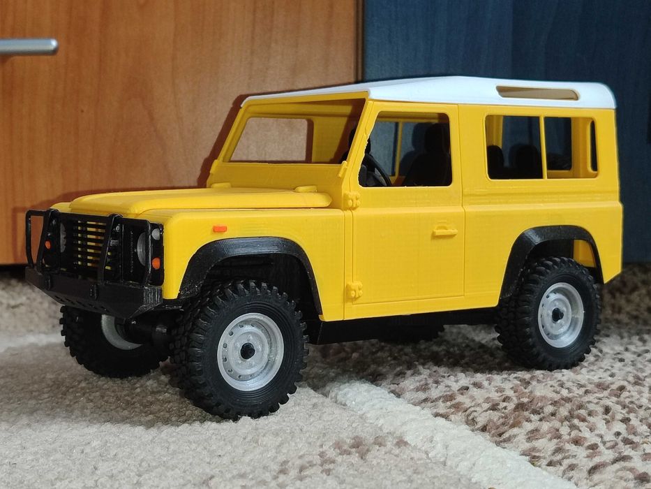 Macheta Land Rover Defender 90 1/16