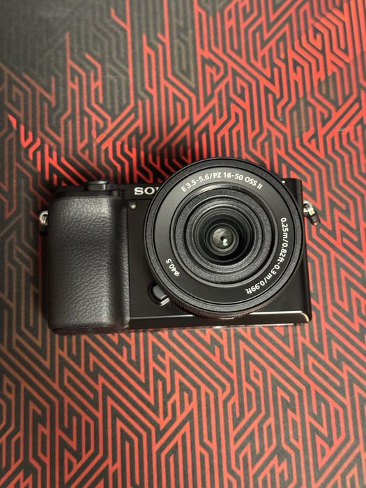 Aparat foto Mirrorless SONY Alpha A6100