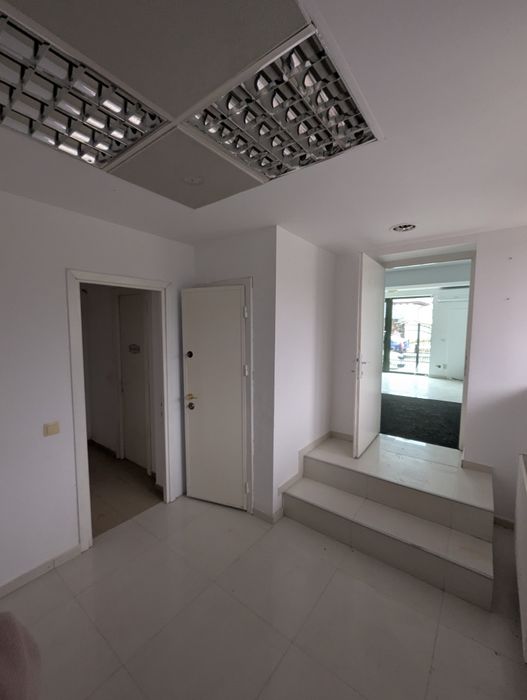 Spatiu de închiriat 43 mp Fieni