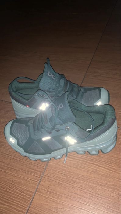 Adidasi originali On Running Cloudventure Waterproof - Marimea 37.5