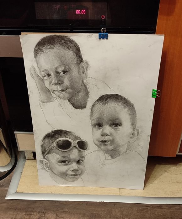 Поръчкови портрети с графит на размер 35/50