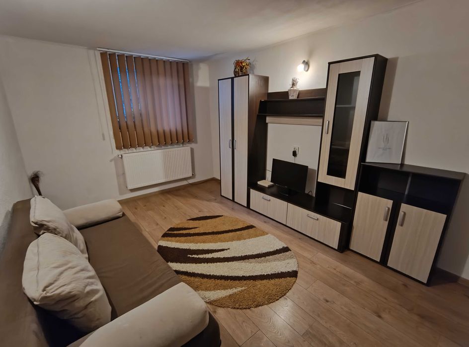 Închiriez casă, zona Ana Ipătescu, Sighisoara