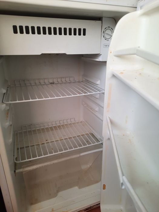 Продам холодильник срочно