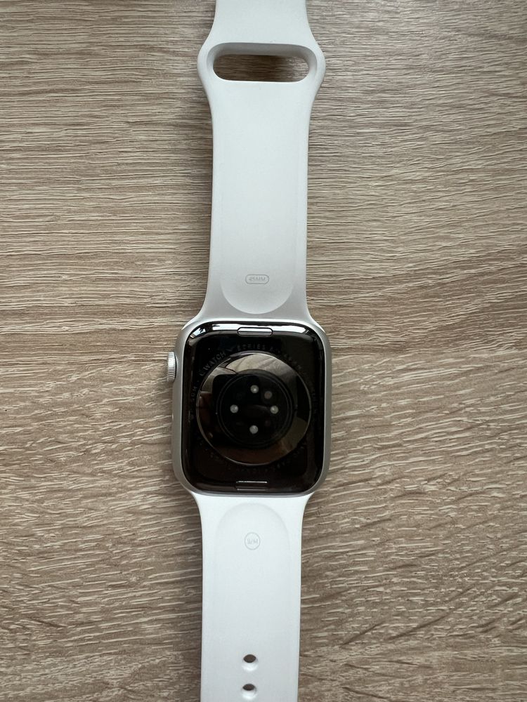 Apple watch series 8 cu garantie.