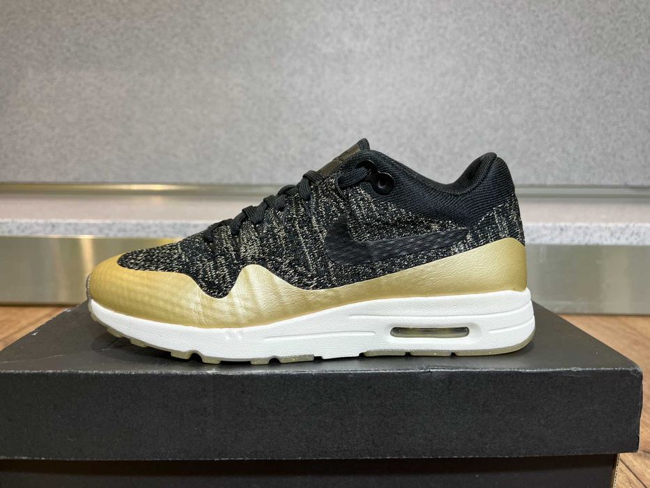 ОРИГИНАЛНИ *** NIke Air Max 1 Ultra 2.0 Flyknit Metallic Gold