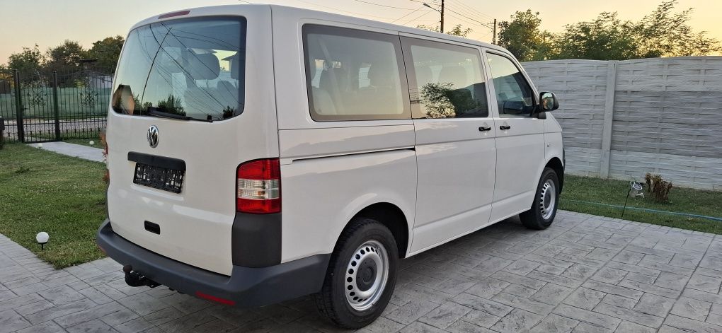 VW T5 8+1 Transporter 2.0 A/C individual
