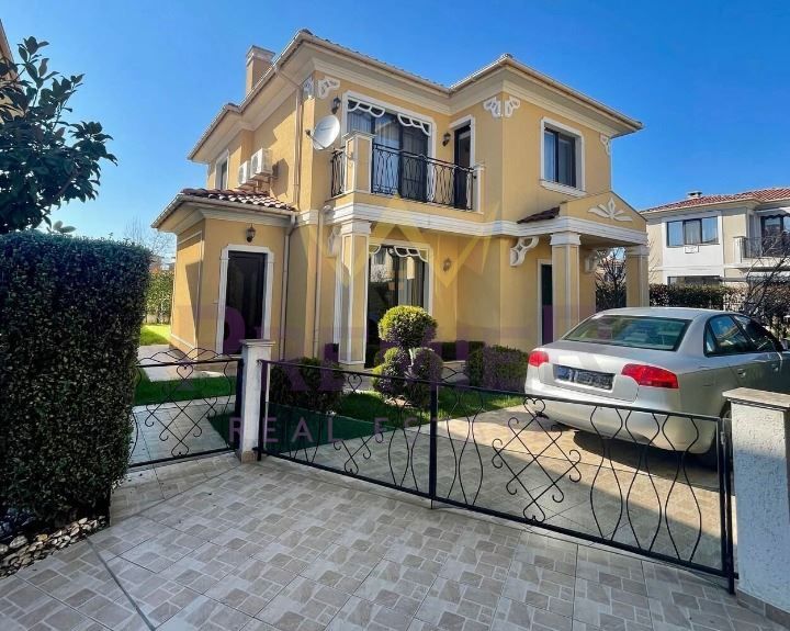 Къща в Бургас, област-гр.Поморие площ 144 цена 310000