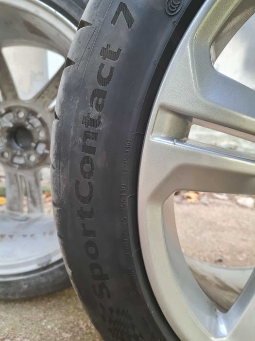 Continental Sport Contact 7 255/40 ZR 19