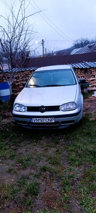 Vând vw golf IV 2004