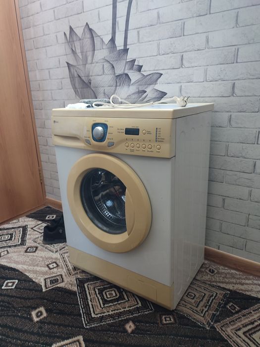 Стиральная машина продаётся