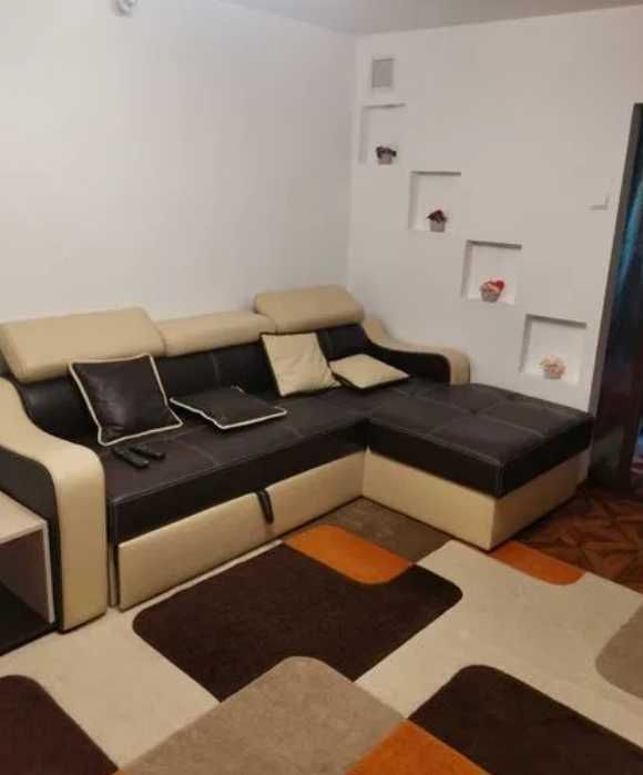 Дава се под наем Тристаен апартамент в Пловдив, Гагарин - 90 кв.м за 270.3 € - Снимка #1