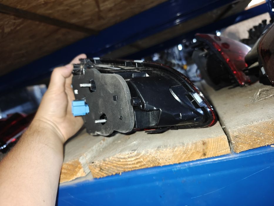Triplă lampă stop led dreapta haion VW golf 7 facelift 2019