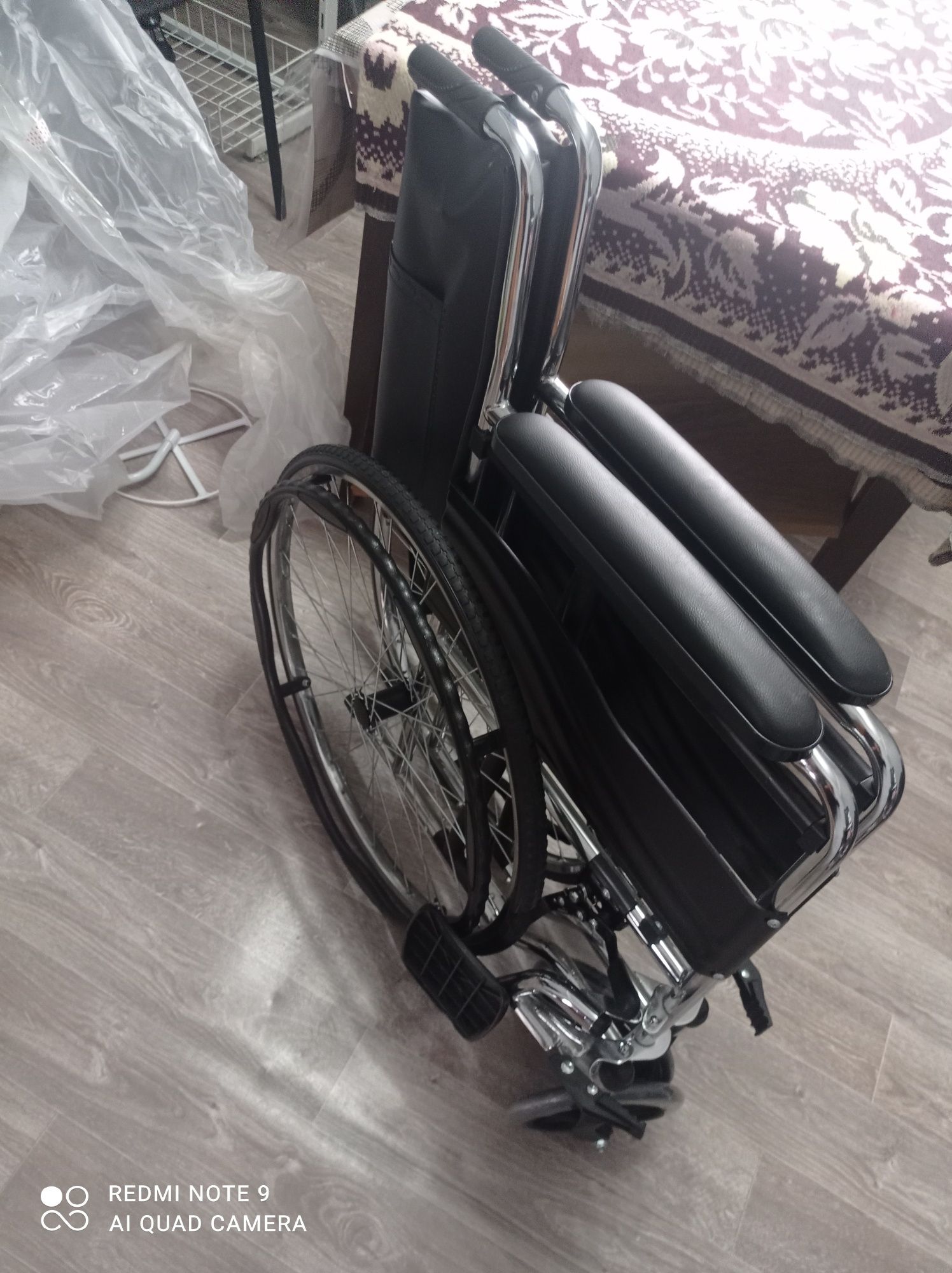 Продается новое инвалидное кресло из каучуга