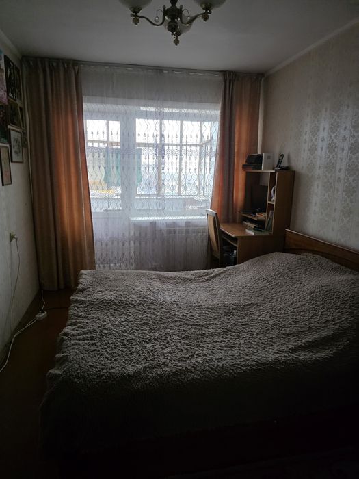 Трёхкомнатная благоустроенная квартира.