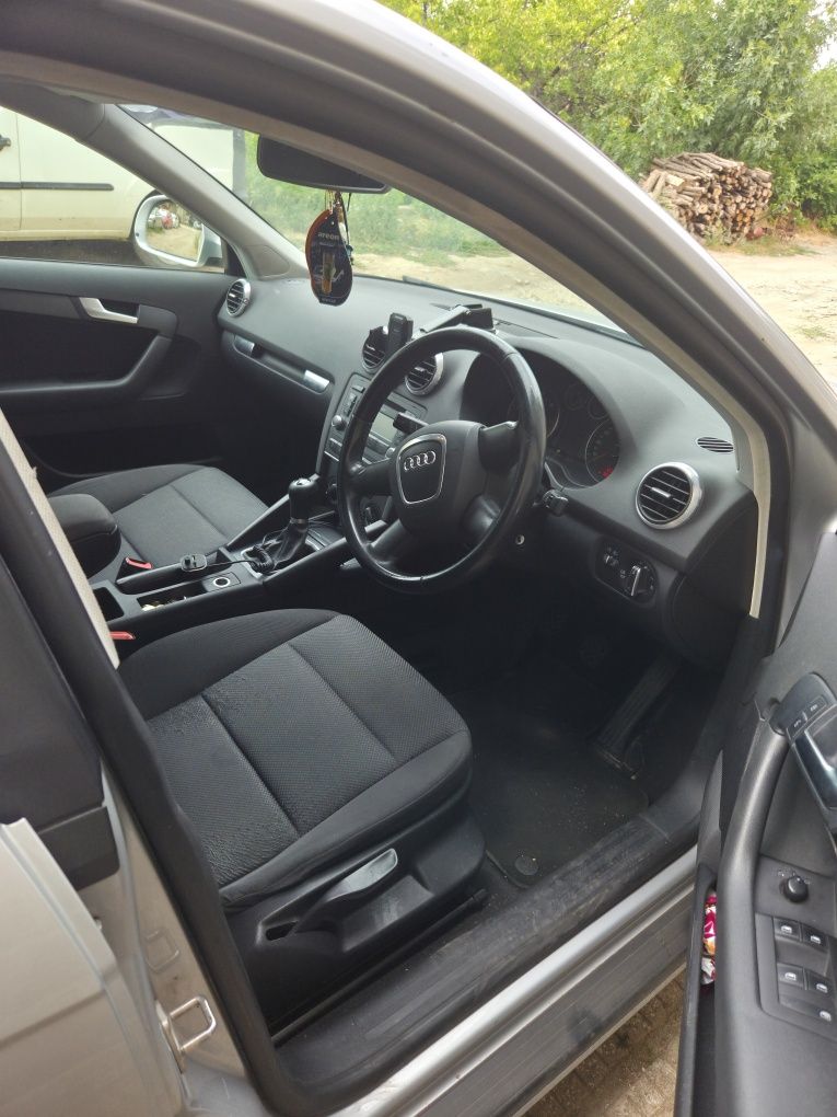 AUDI A3 1.6 TDI 2010