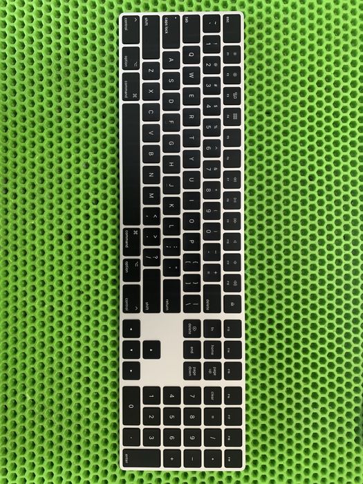 Apple Magic Keyboard 2 полноразмерная, черная.