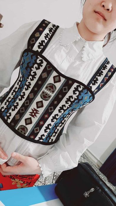 Корсет в этно стилье