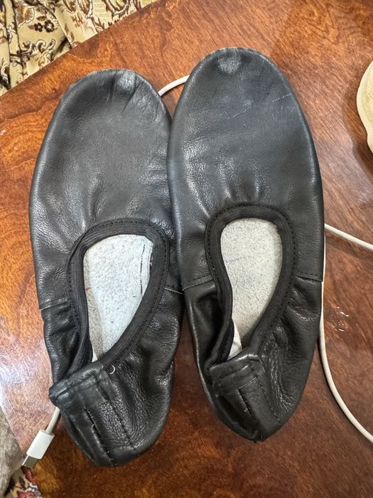 Чешки из натуральной кожи 38 размер
