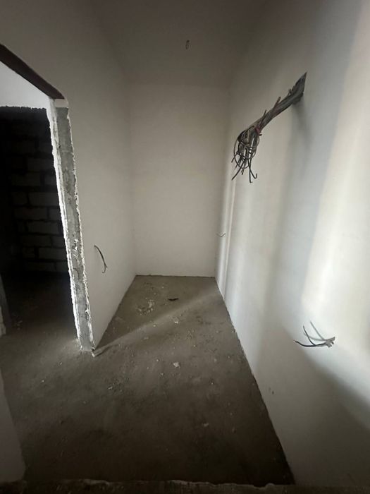 Продается Автомойка Сергели 1 Линия 8 Соток 1550 Квадрат