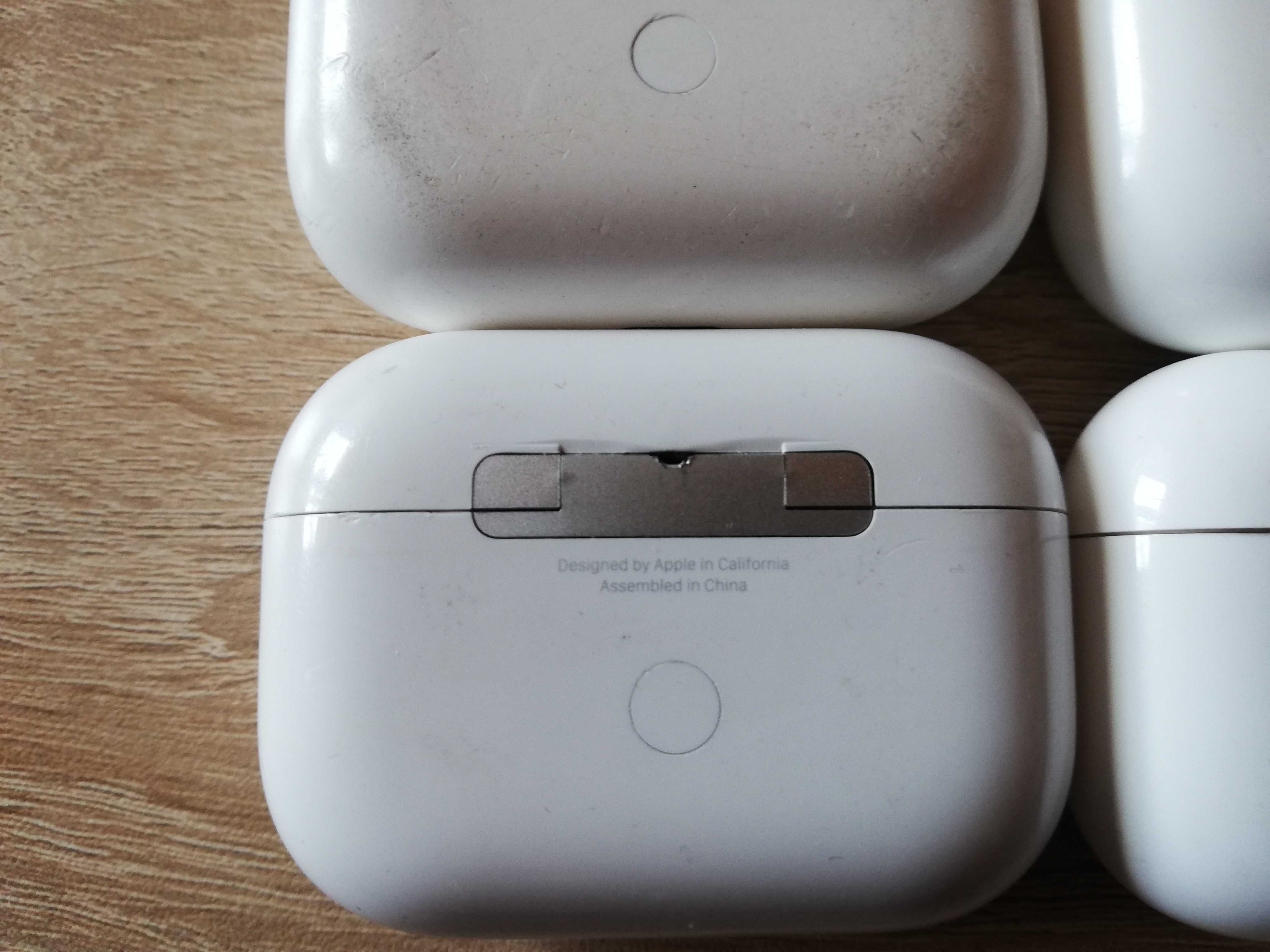 Лот от 4 броя Apple Airpods 3