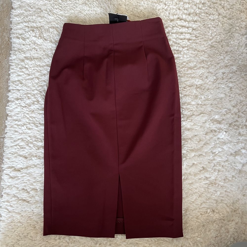 Пола молив Zara с висока талия