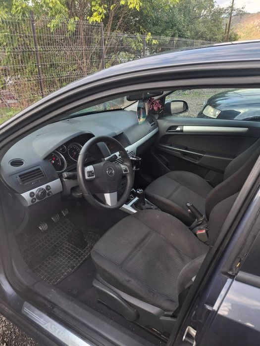 Opel Astra h Panoramic
