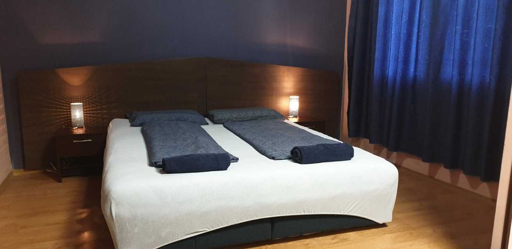 Нощувки в Самостоятелно студио Валенса