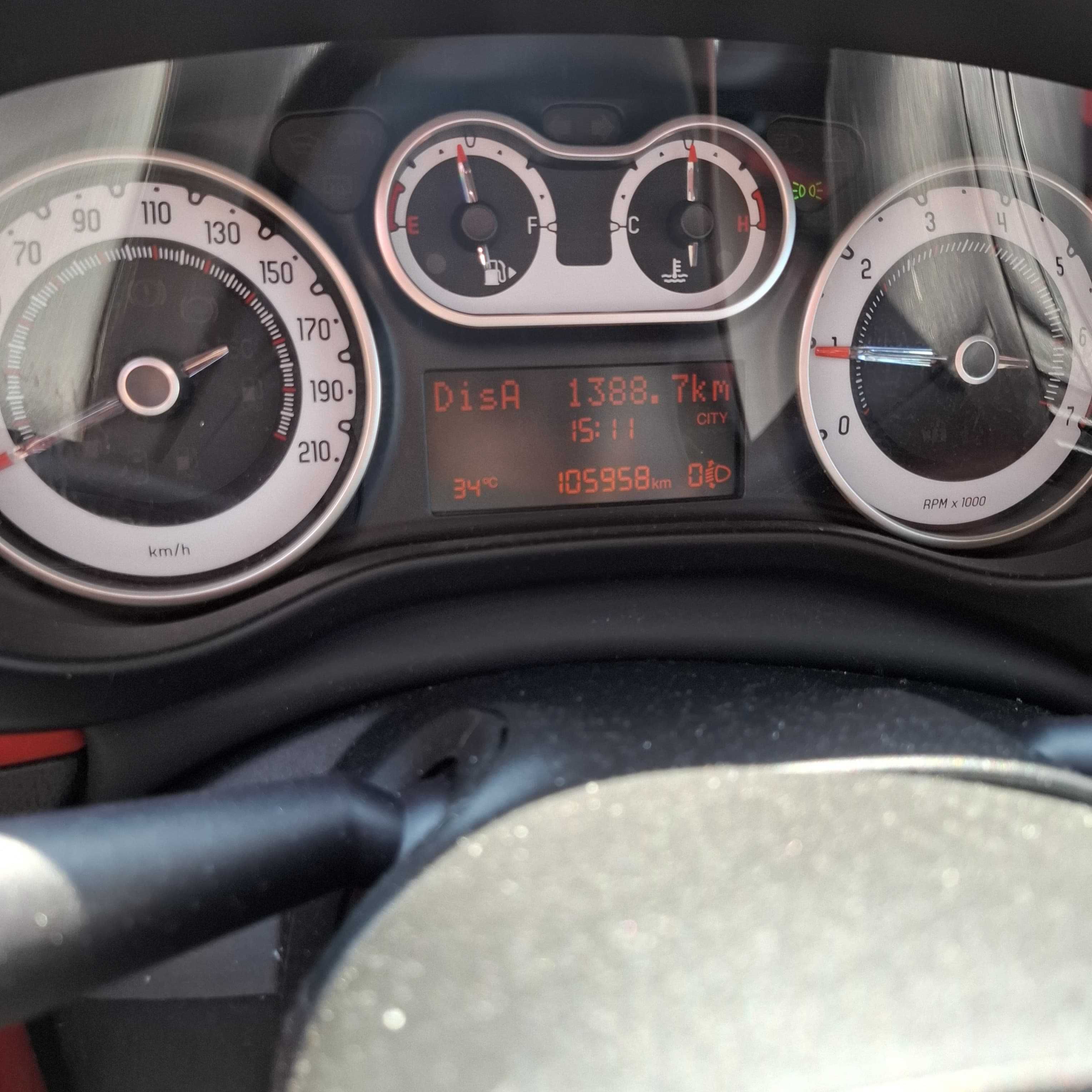 Fiat 500 L Benzină, 105000 Km, An 2014