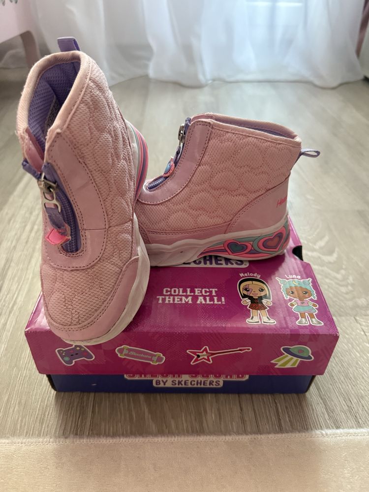 Боти Skechers за момиче /като нови
