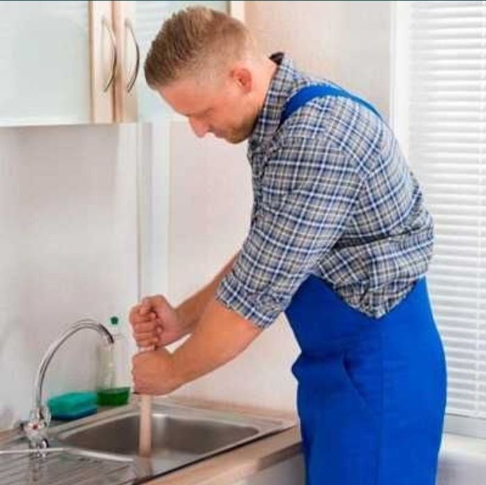 Не дорого. Сантехник. Прочистка заборов раковин канализаций. Документы