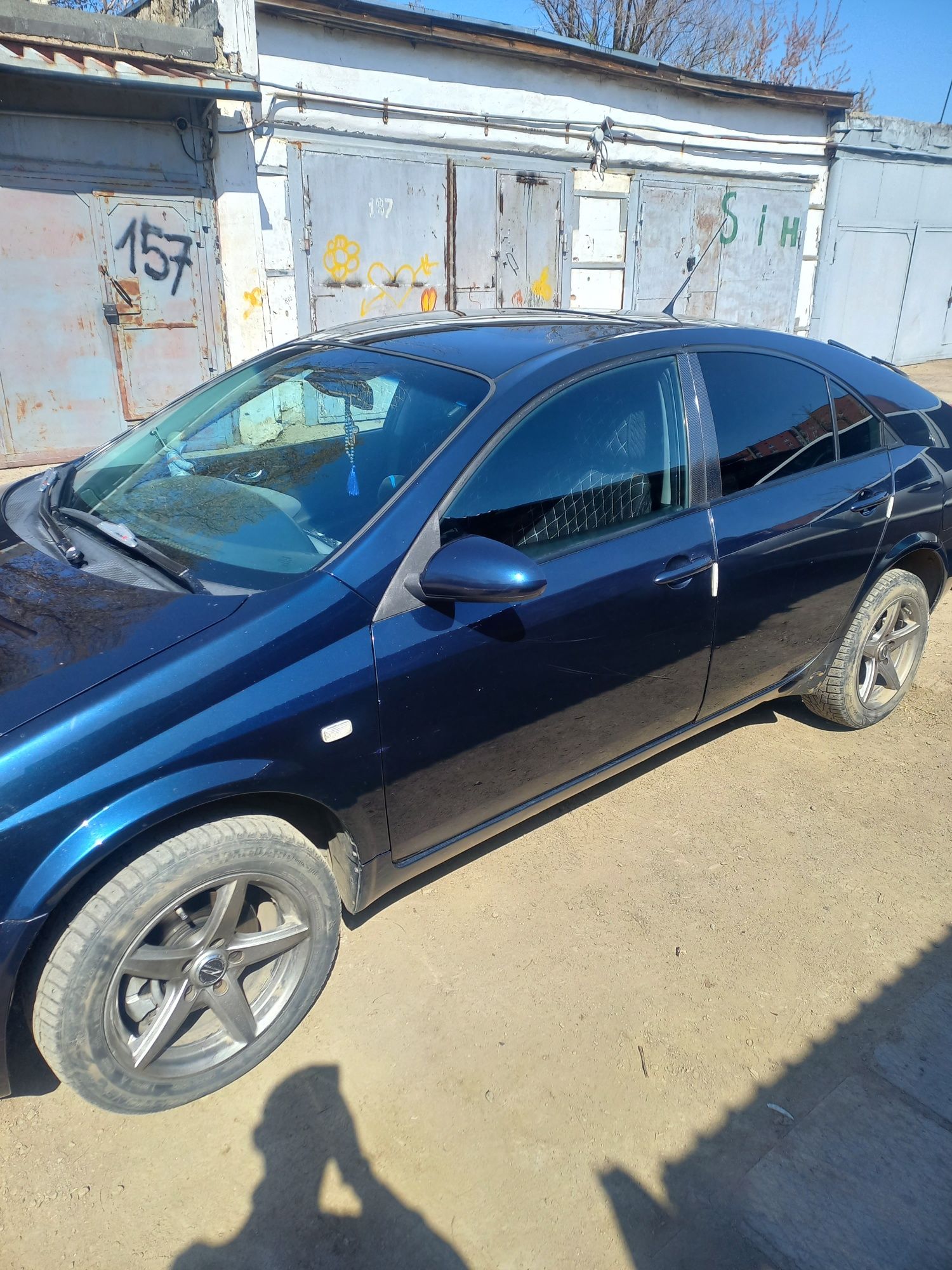 Продам Nissan primera P12.