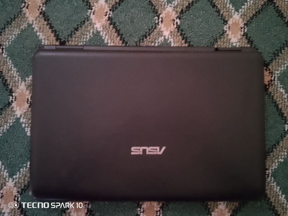 ASUS noutbuk  sotiladi