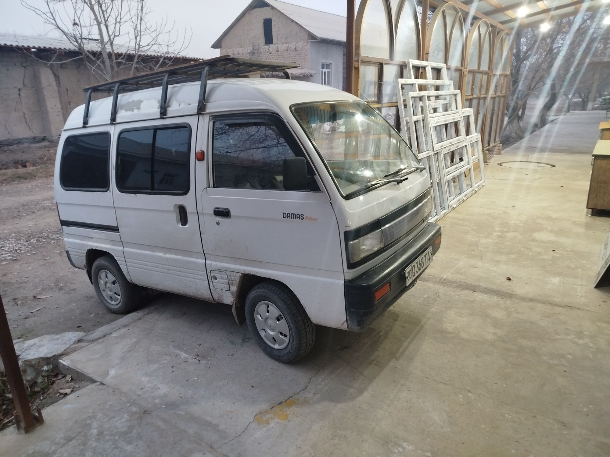 Damas lux 2000 radonoy