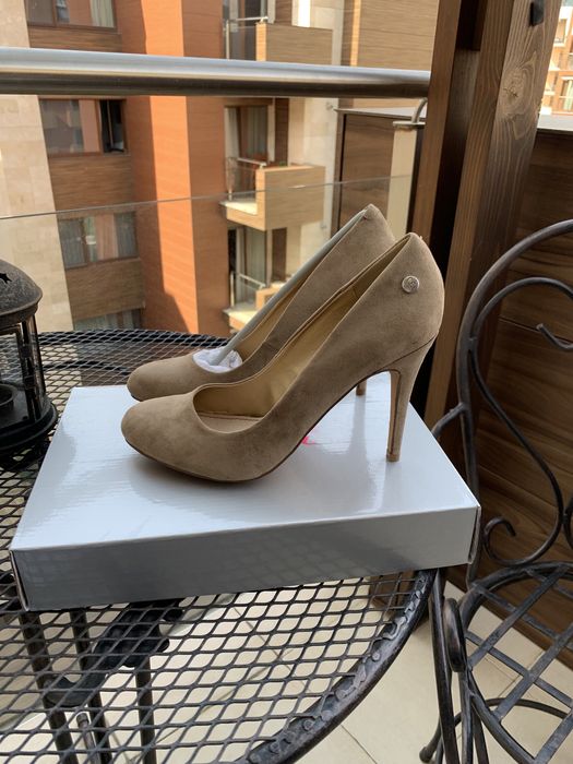 Велурени дамски обувки Blink