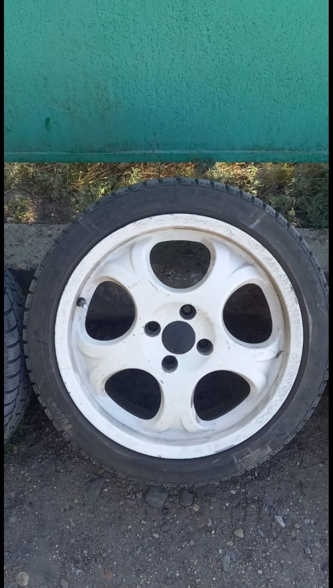 Продам диск на 16 шиной лепучка