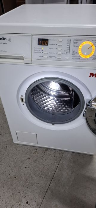 Перална MIELE-пчелна пита