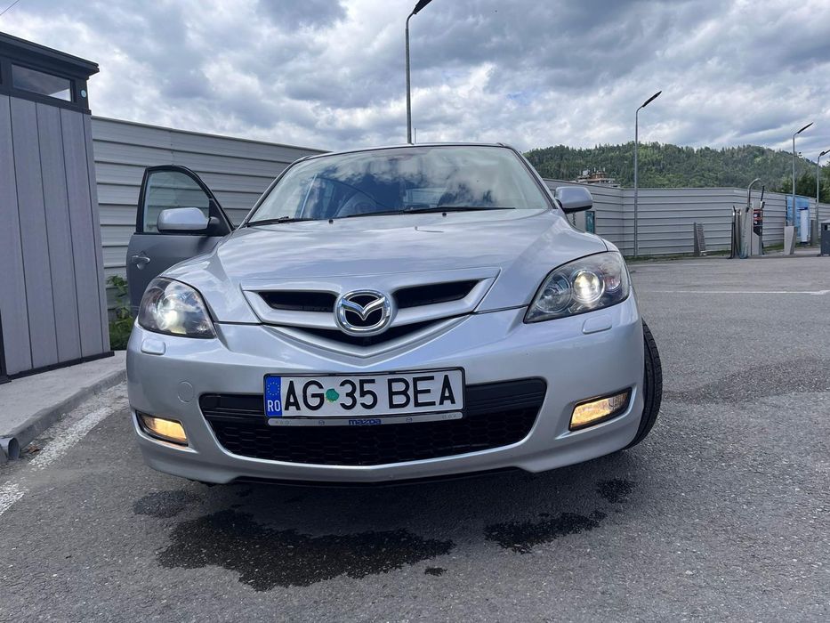 Vând Mazda 3 fab 2008